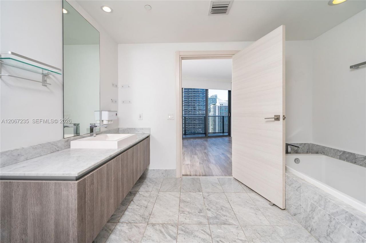 801 S Miami Ave, Unit 3602, Miami, FL 33130 Photo