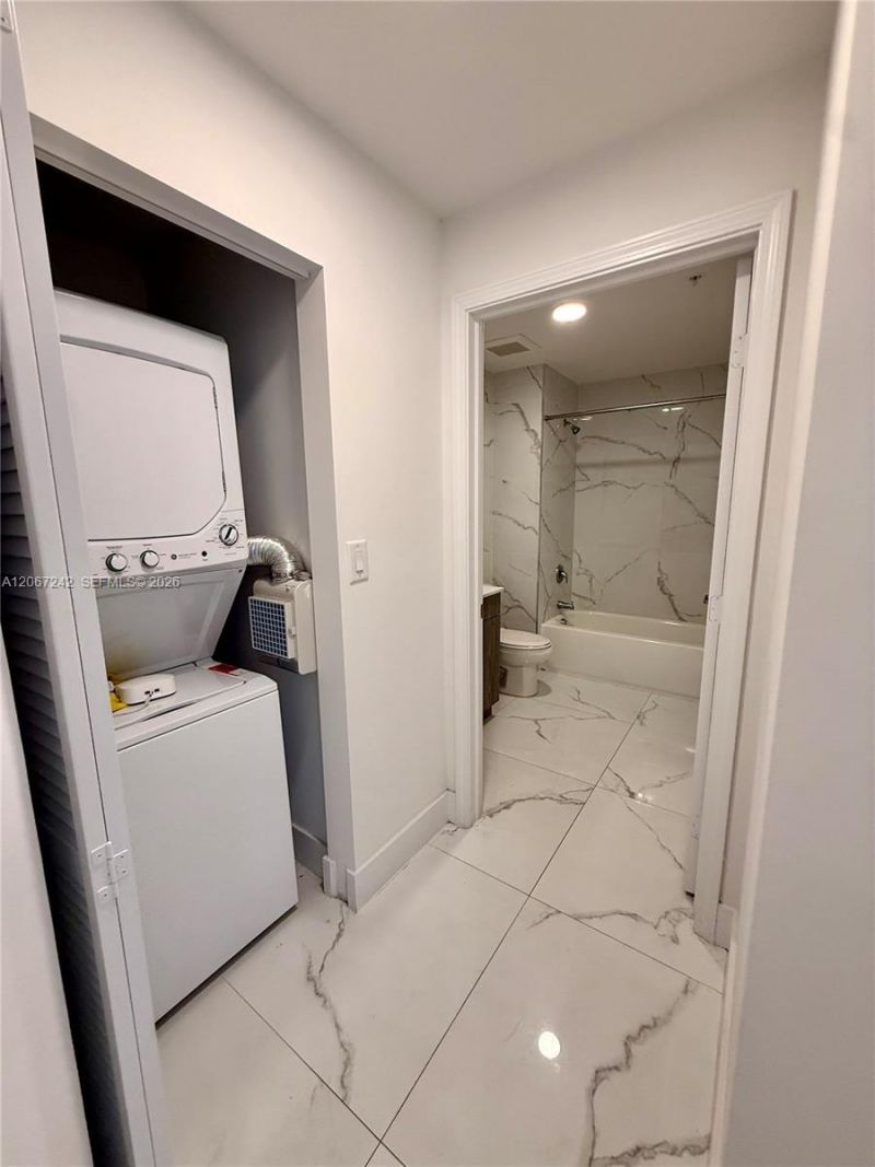 11150 NW 82nd St , Unit 308, Doral, FL 33178 Photo
