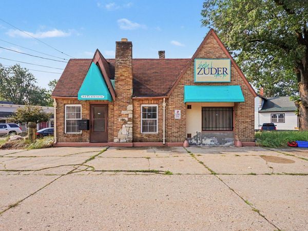 1497 W Laketon, Muskegon, MI 49441
