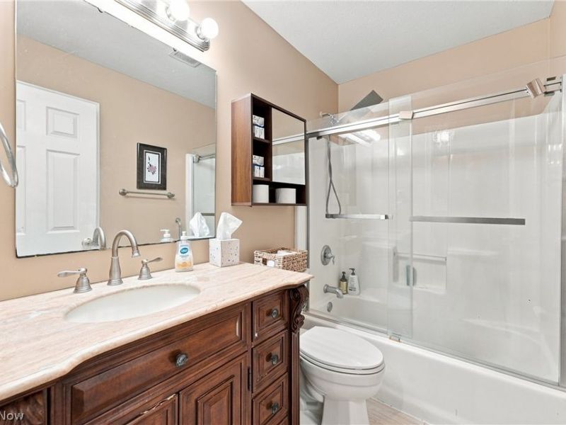 843 Cedar Way , Boardman, OH 44512 Photo 31