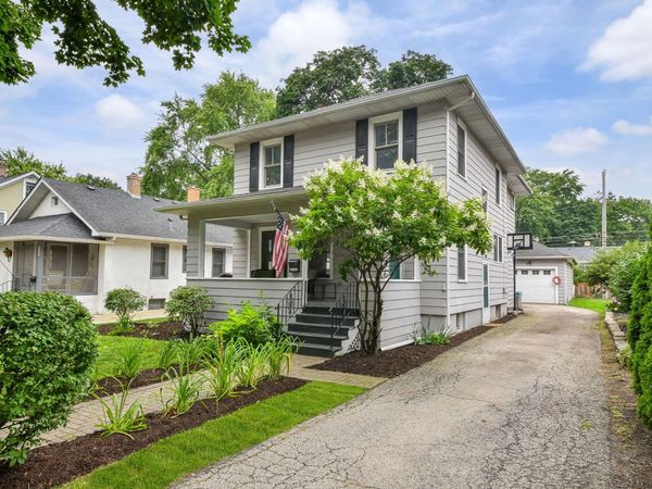 118 Logan Avenue , Geneva, IL 60134
