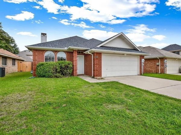 1209 Buehler Court, Lewisville, TX 75067