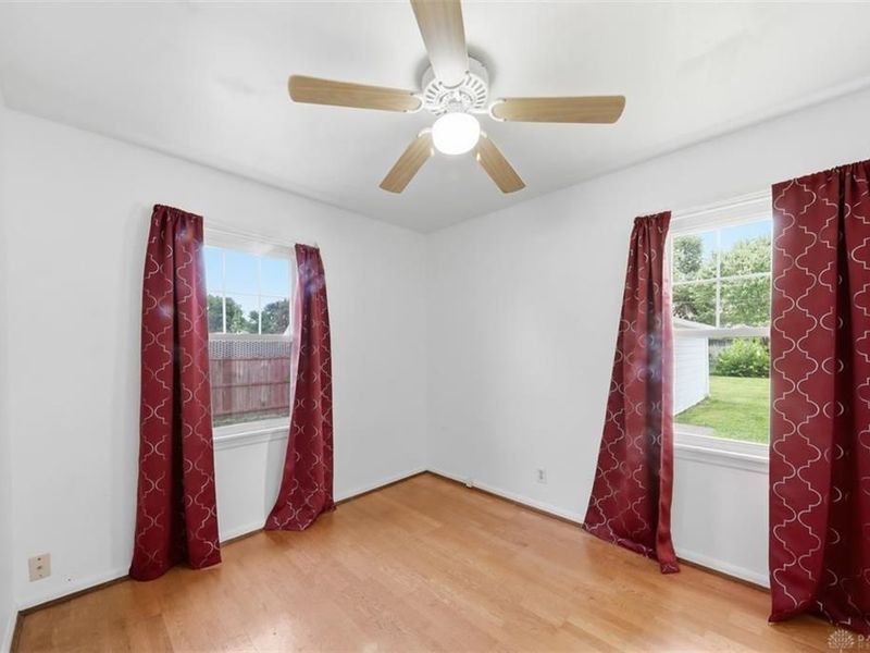 911 Ellen Drive, Middletown, OH 45042 Photo 12
