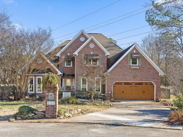 8302 Grinder Creek Place , Chattanooga, TN 37421