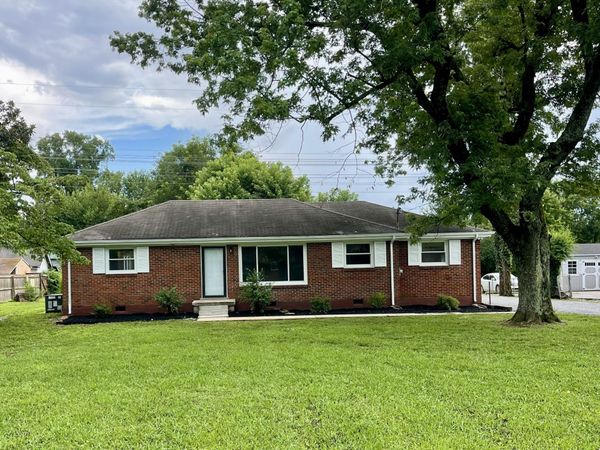 1510 Diana St, Murfreesboro, TN 37130