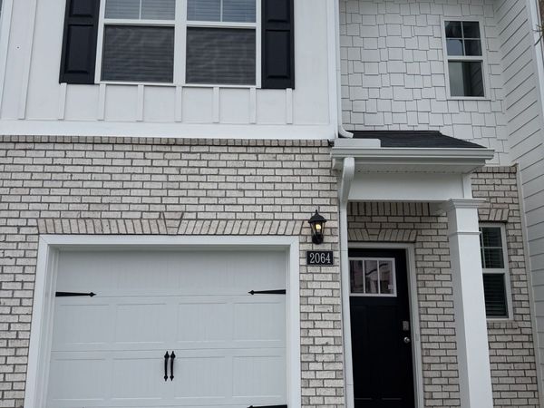 2064 Crossing Road, Stone Mountain, GA 30088