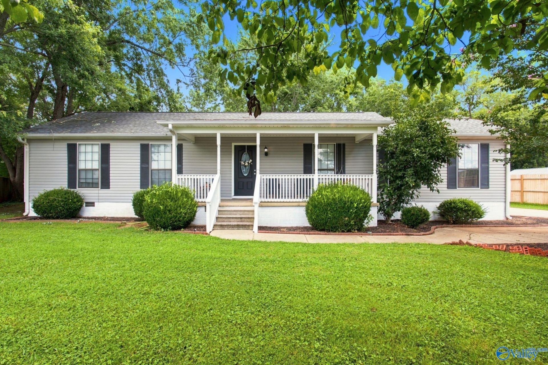 835 Walker Lane, New Market, AL 35761 Main Photo