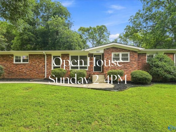 9011 Valley View Drive SE, Huntsville, AL 35802
