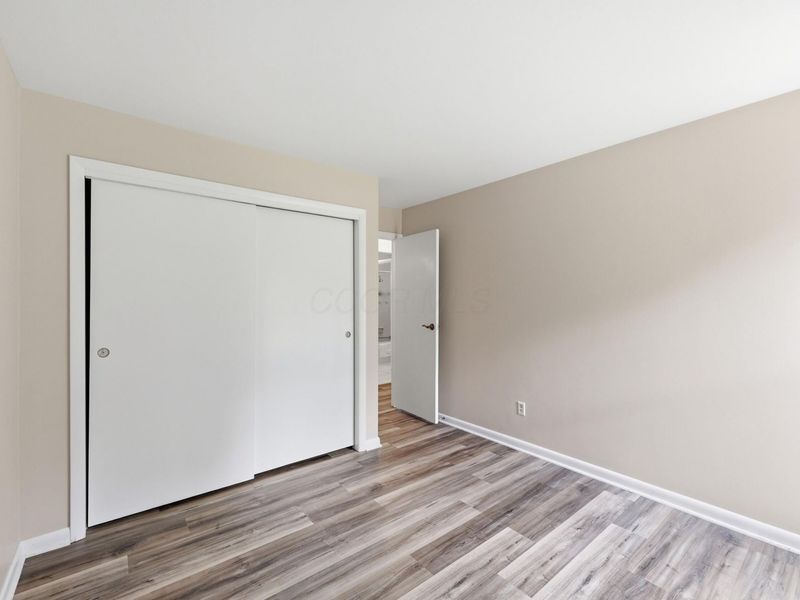 1512 Lafayette Drive, Unit A, Columbus, OH 43220 Photo 13