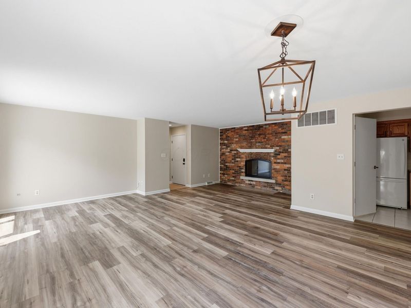 1512 Lafayette Drive, Unit A, Columbus, OH 43220 Photo 8