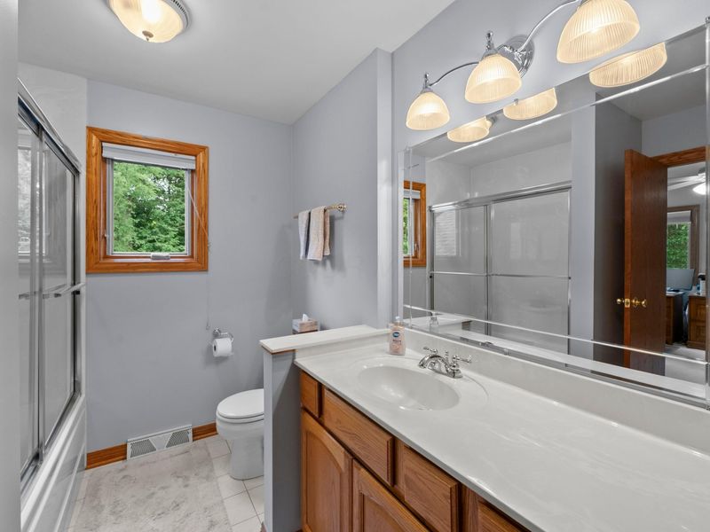 1360 Portage Drive , Columbus, OH 43235 Photo 36