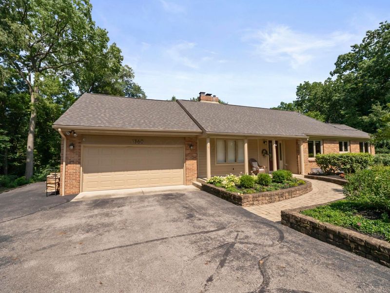 1360 Portage Drive , Columbus, OH 43235 Photo 4