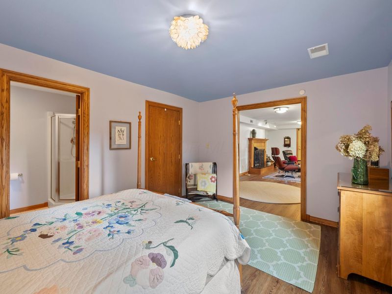 1360 Portage Drive , Columbus, OH 43235 Photo 40