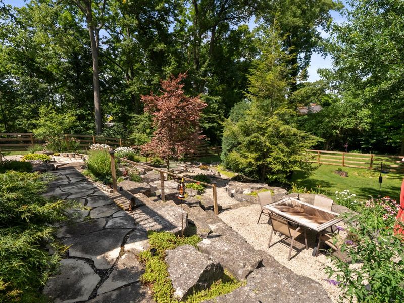 1360 Portage Drive , Columbus, OH 43235 Photo 62