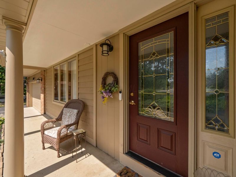1360 Portage Drive , Columbus, OH 43235 Photo 8