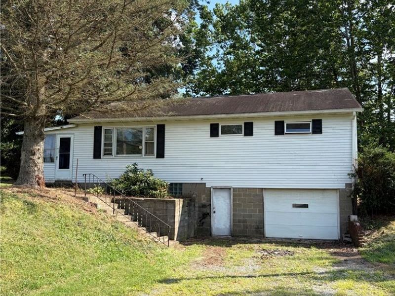 5802 State Route 212, Mineral City, OH 44656 Photo 2