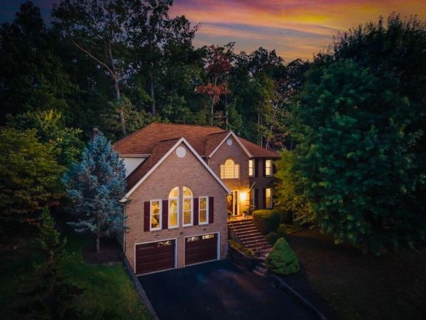 2138 Stone Mill DR, Salem, VA 24153