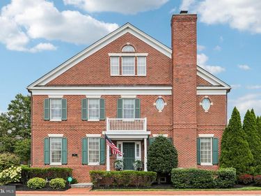 405 E CENTRE AVENUE, NEWTOWN, PA 18940