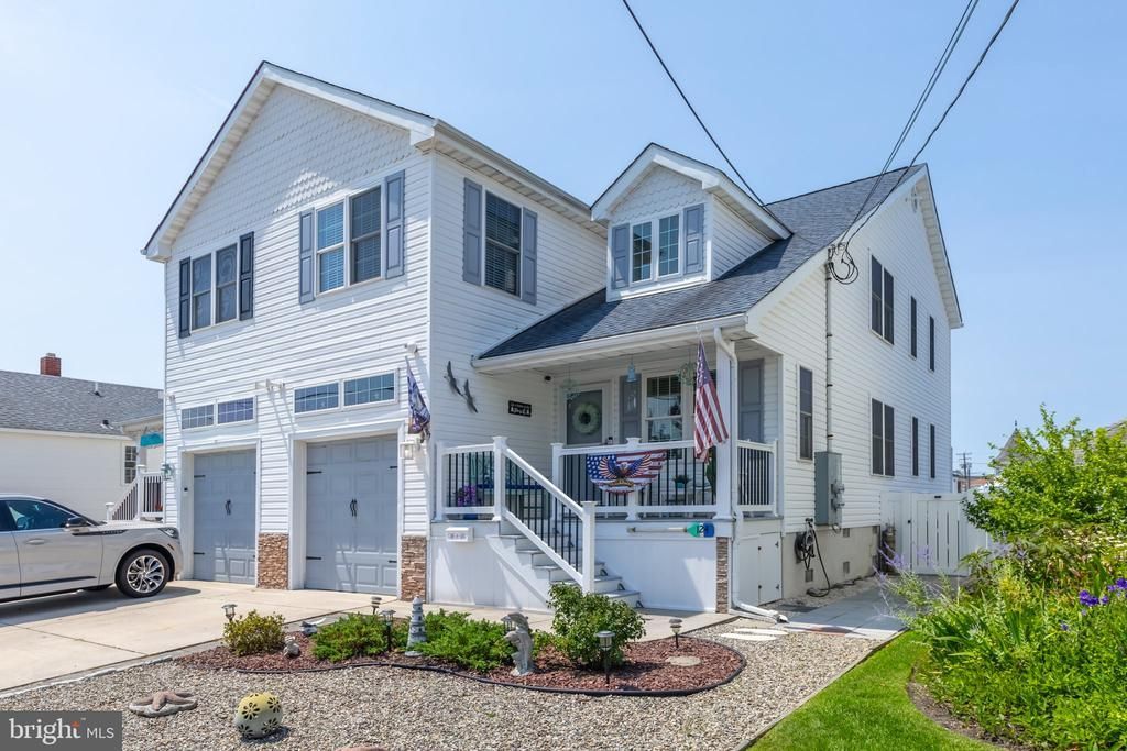 124 W Palm Road, Wildwood Crest, NJ 08260 Main Photo
