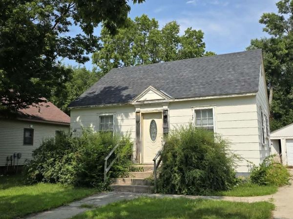 122 W 5th Street, Litchfield, MN 55355