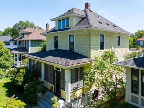 928 Linwood Avenue, Saint Paul, MN 55105