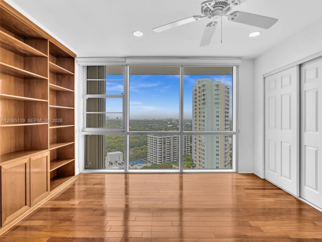 2451 S Brickell Ave, Unit 20M, Miami, FL 33129 Photo