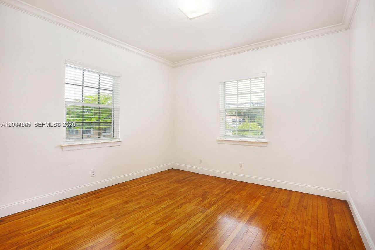 237 Madeira Ave, Unit 1, Coral Gables, FL 33134 Photo