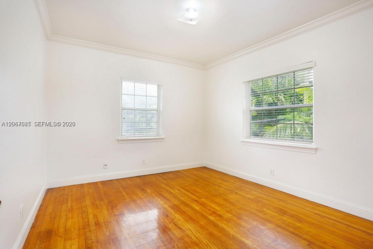 237 Madeira Ave, Unit 1, Coral Gables, FL 33134 Photo
