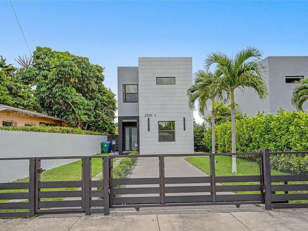 2320 SW 14th St , Miami, FL 33145