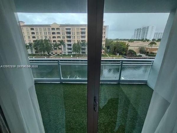 2950 NE 188th St , Unit 316, Aventura, FL 33180