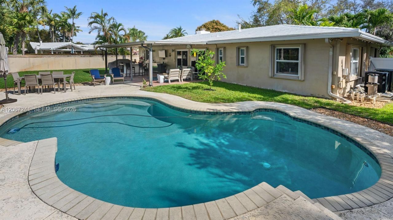 2549 NE 27th Ave , Fort Lauderdale, FL 33305 Photo