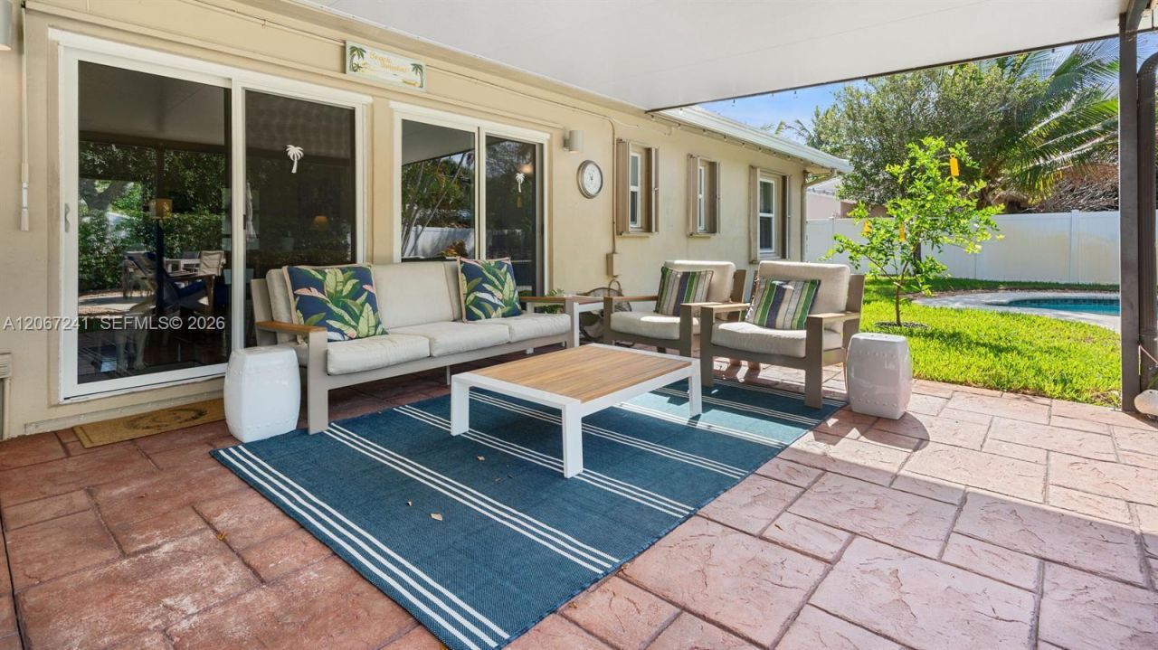 2549 NE 27th Ave , Fort Lauderdale, FL 33305 Photo