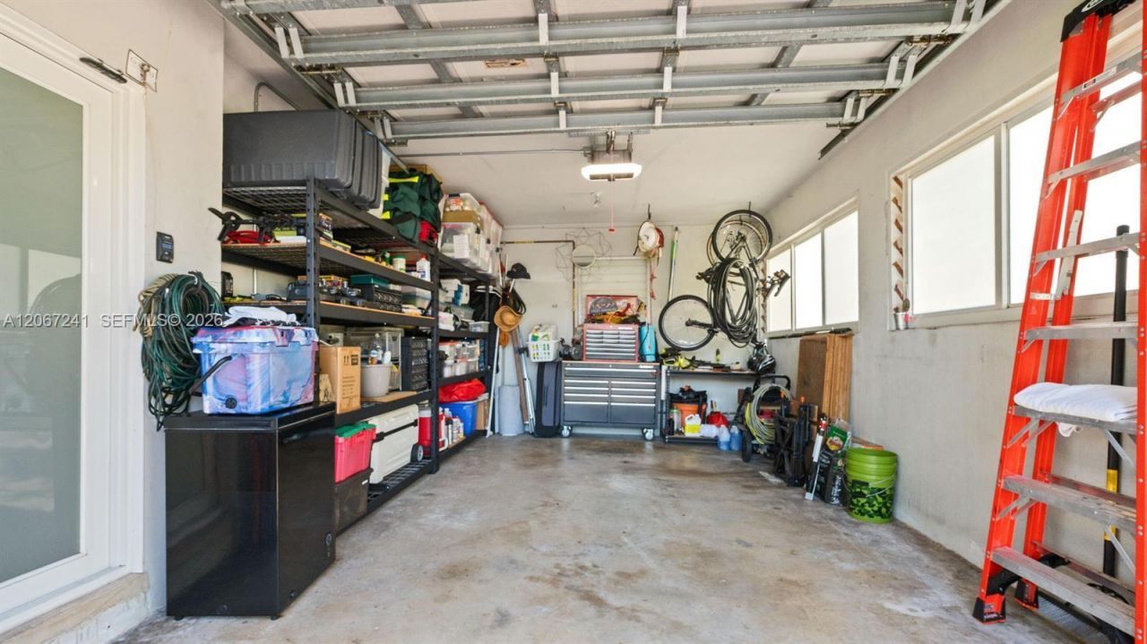 2549 NE 27th Ave , Fort Lauderdale, FL 33305 Photo
