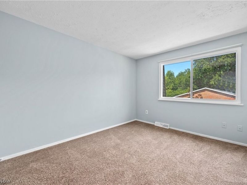216 Moore Road, Avon Lake, OH 44012 Photo 19