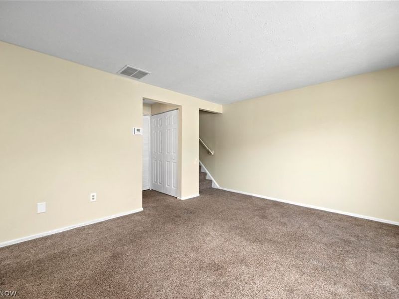 216 Moore Road, Avon Lake, OH 44012 Photo 4
