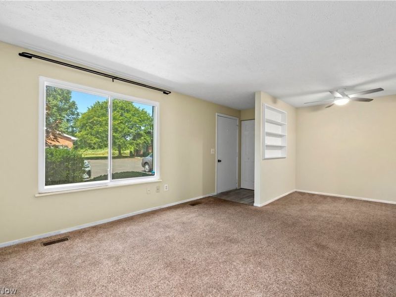 216 Moore Road, Avon Lake, OH 44012 Photo 5