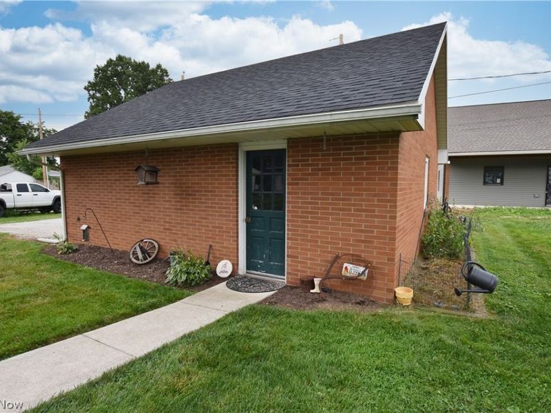 825 4th Street SW, New Philadelphia, OH 44663 Photo 36