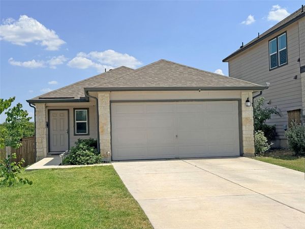 320 Katie Elder DR, Jarrell, TX 76537