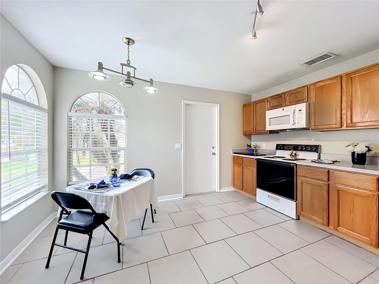 930 Rivecon Avenue , Orlando, FL 32825 Photo