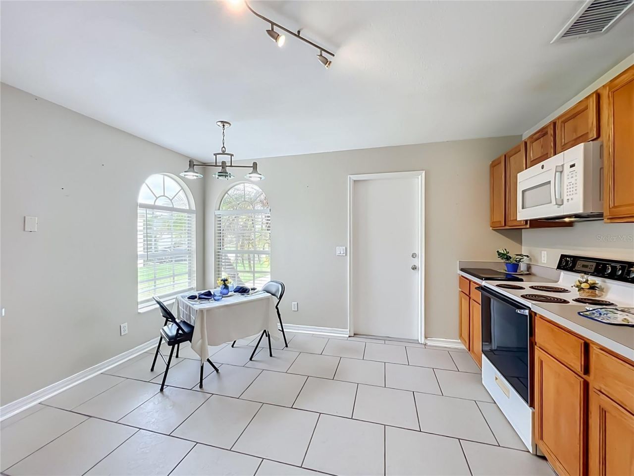 930 Rivecon Avenue , Orlando, FL 32825 Photo