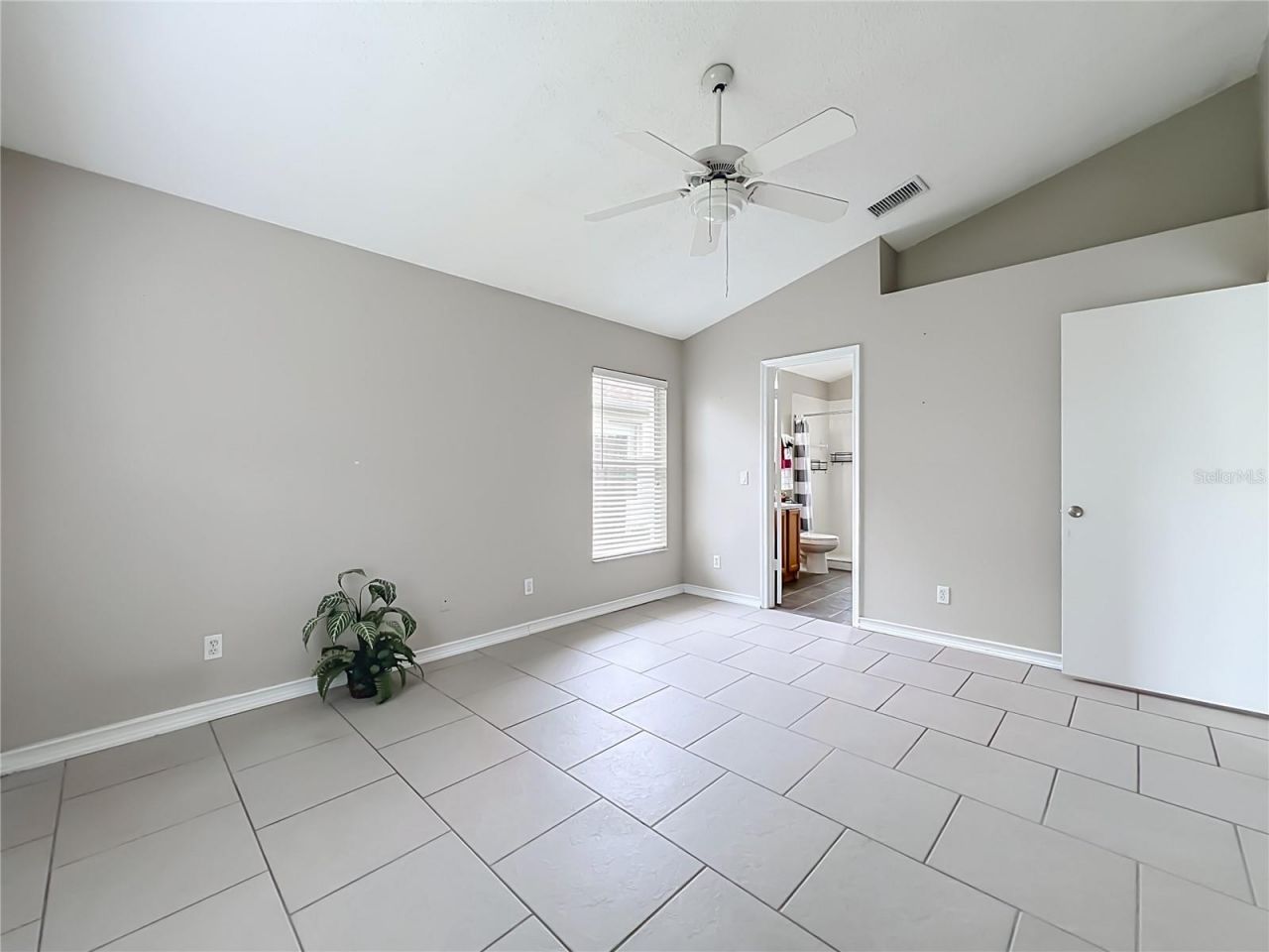 930 Rivecon Avenue , Orlando, FL 32825 Photo