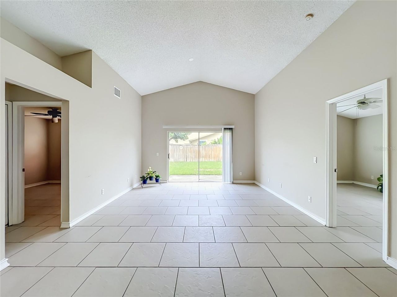 930 Rivecon Avenue , Orlando, FL 32825 Photo