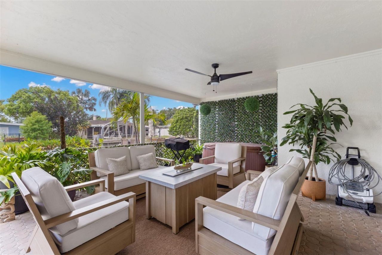 93 S Canal Drive, Palm Harbor, FL 34684 Photo
