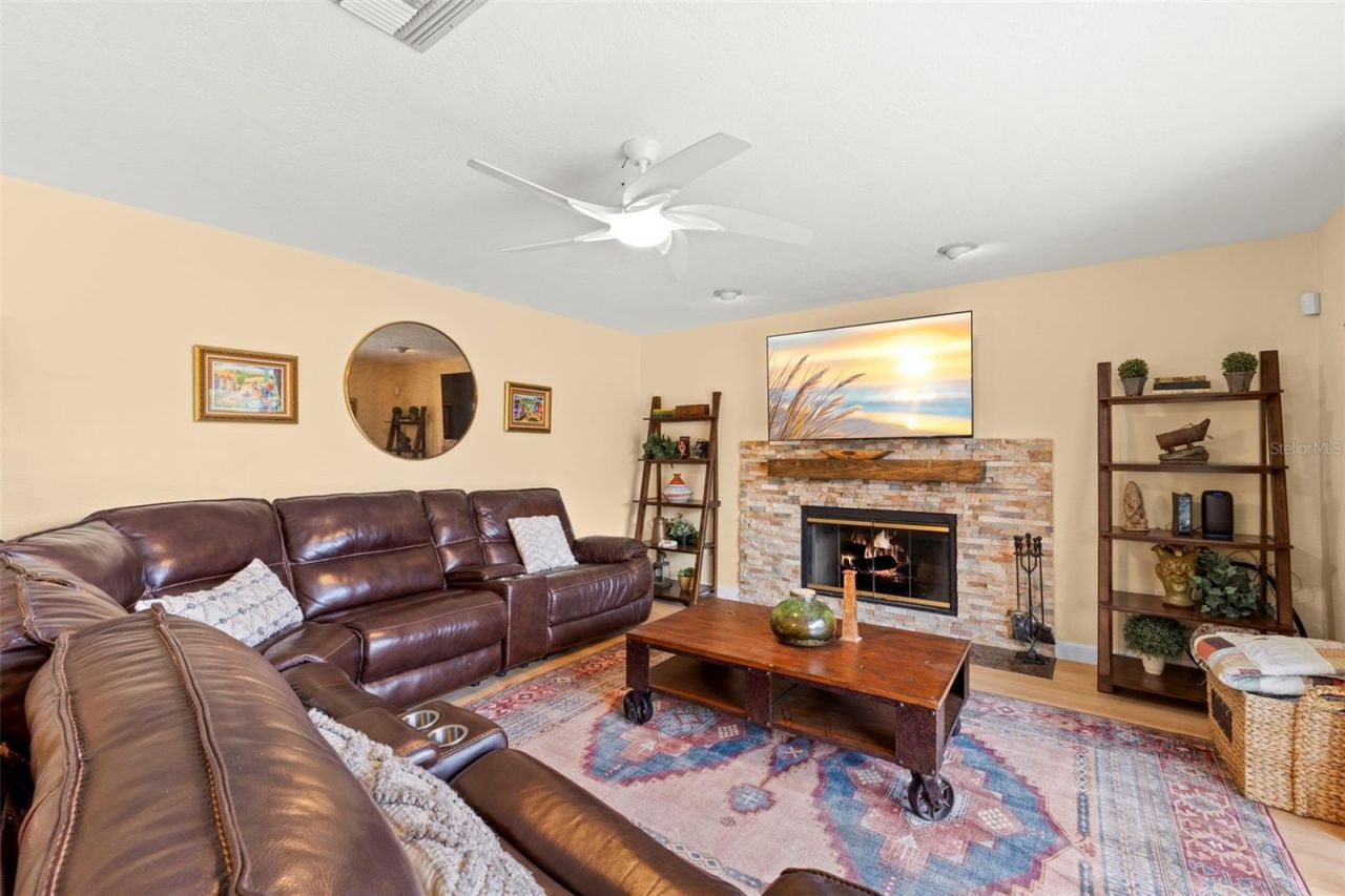 93 S Canal Drive, Palm Harbor, FL 34684 Photo