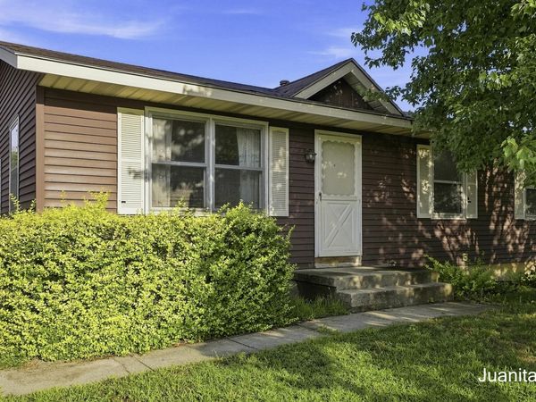 3675 Bluebird Avenue SW, Wyoming, MI 49519