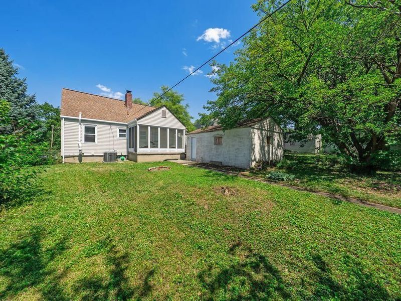1701 E Dunedin Road , Columbus, OH 43224 Photo 38