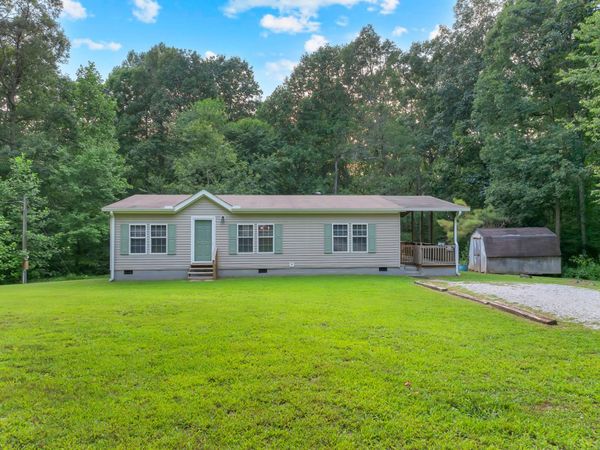 155 Troxler Rd , Wartrace, TN 37183