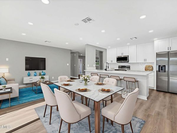 8219 E WHITTON Avenue, Scottsdale, AZ 85251