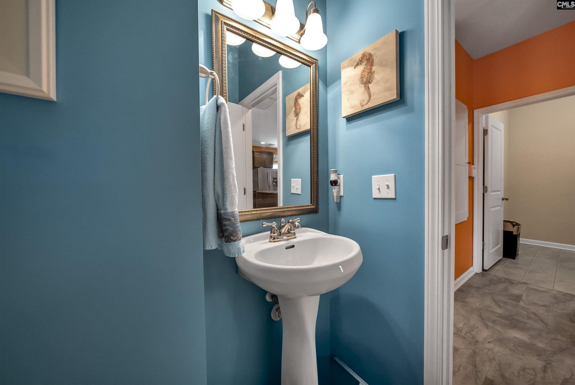 220 Glossy Green Lane Photo 26