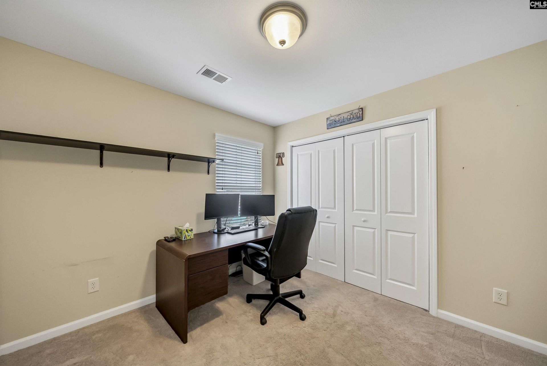 220 Glossy Green Lane Photo 28